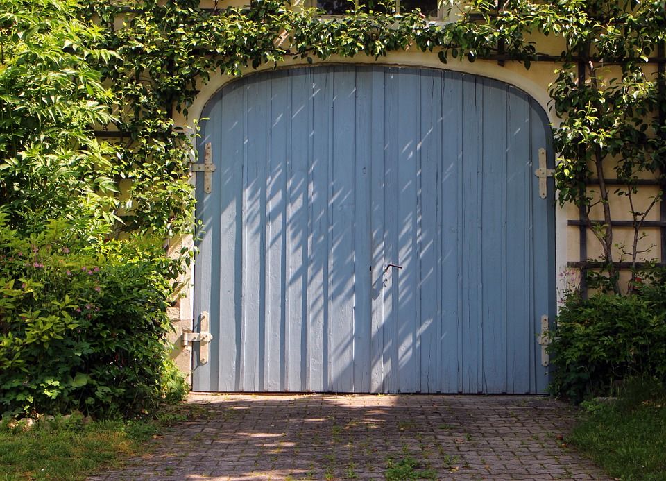 garage-door-basics Les bases de la réparation des portes de garage
